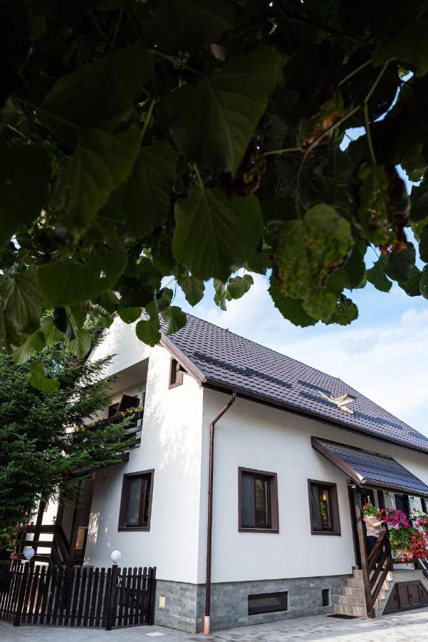 K'Raman Hotel รึมนิคูวัลเจีย ภายนอก รูปภาพ